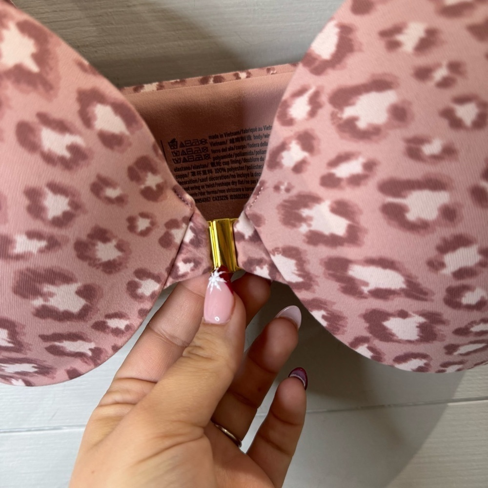 Victoria's Secret Incredible Bra Perfect Shape Size 34D - Picture 4 of 7